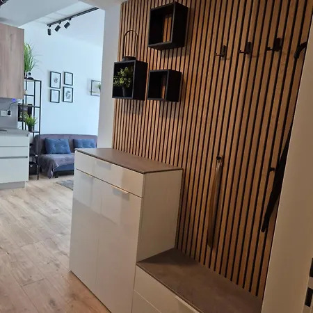 Danadrin Family Evergreen شقة